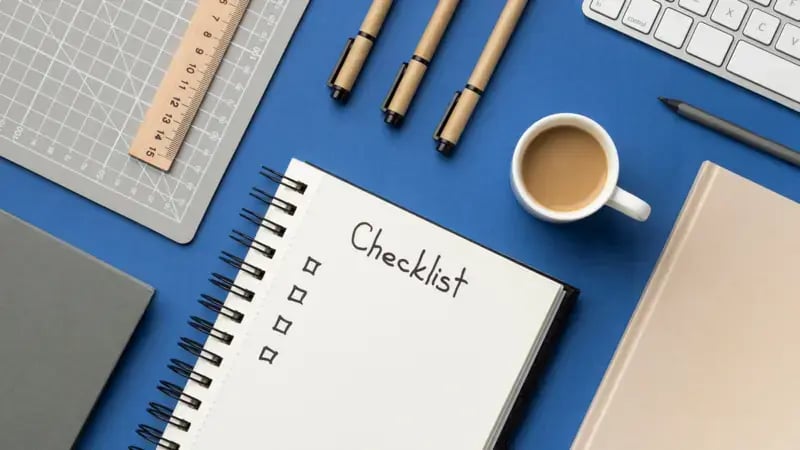 Add a checklist to your restaurant training manual