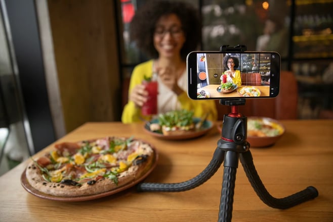Restaurant influencers featured image