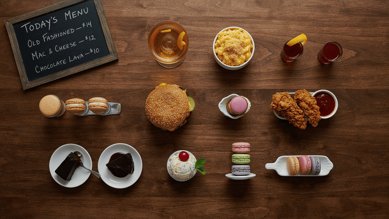 magnific__collage-of-menu-items-from-cocktails-comfort-food-__78634 (2)