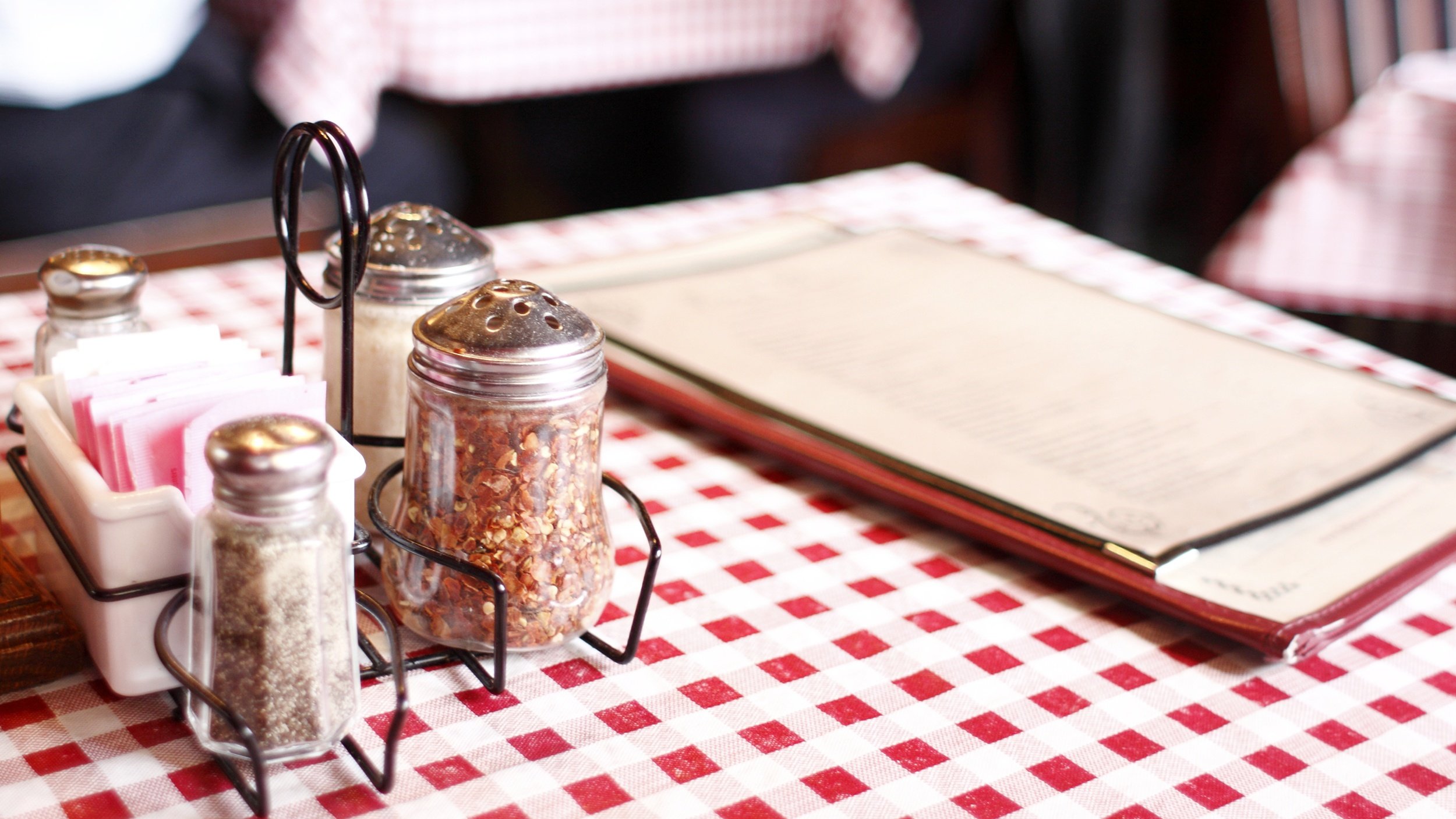 restaurant salt and pepper shakers