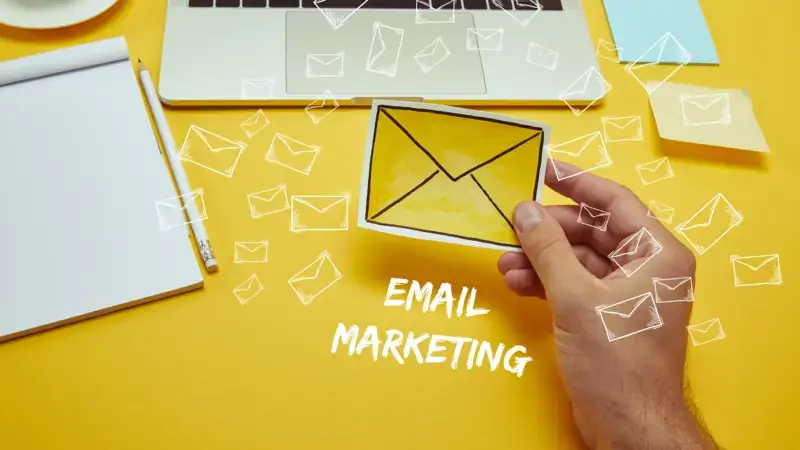 12 Restaurant Email Marketing Templates to Boost Revenue