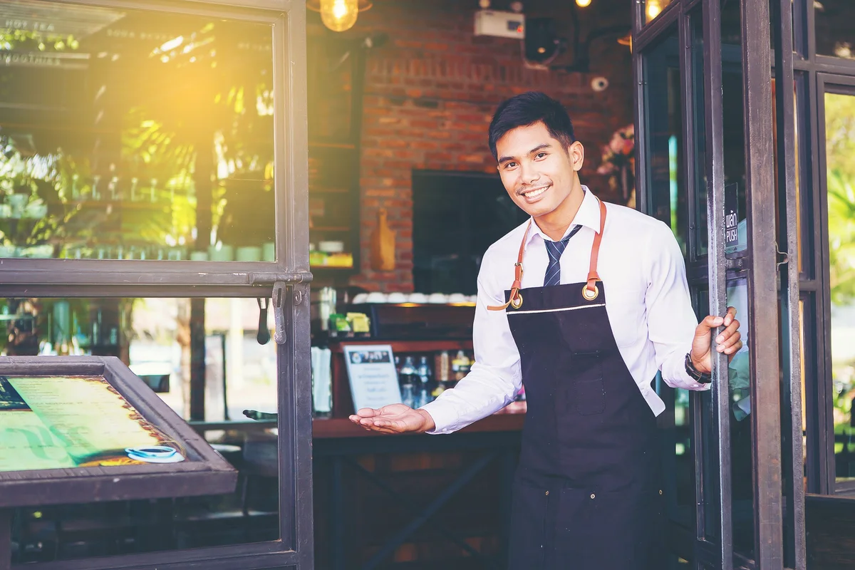 How to Greet Customers at a Restaurant